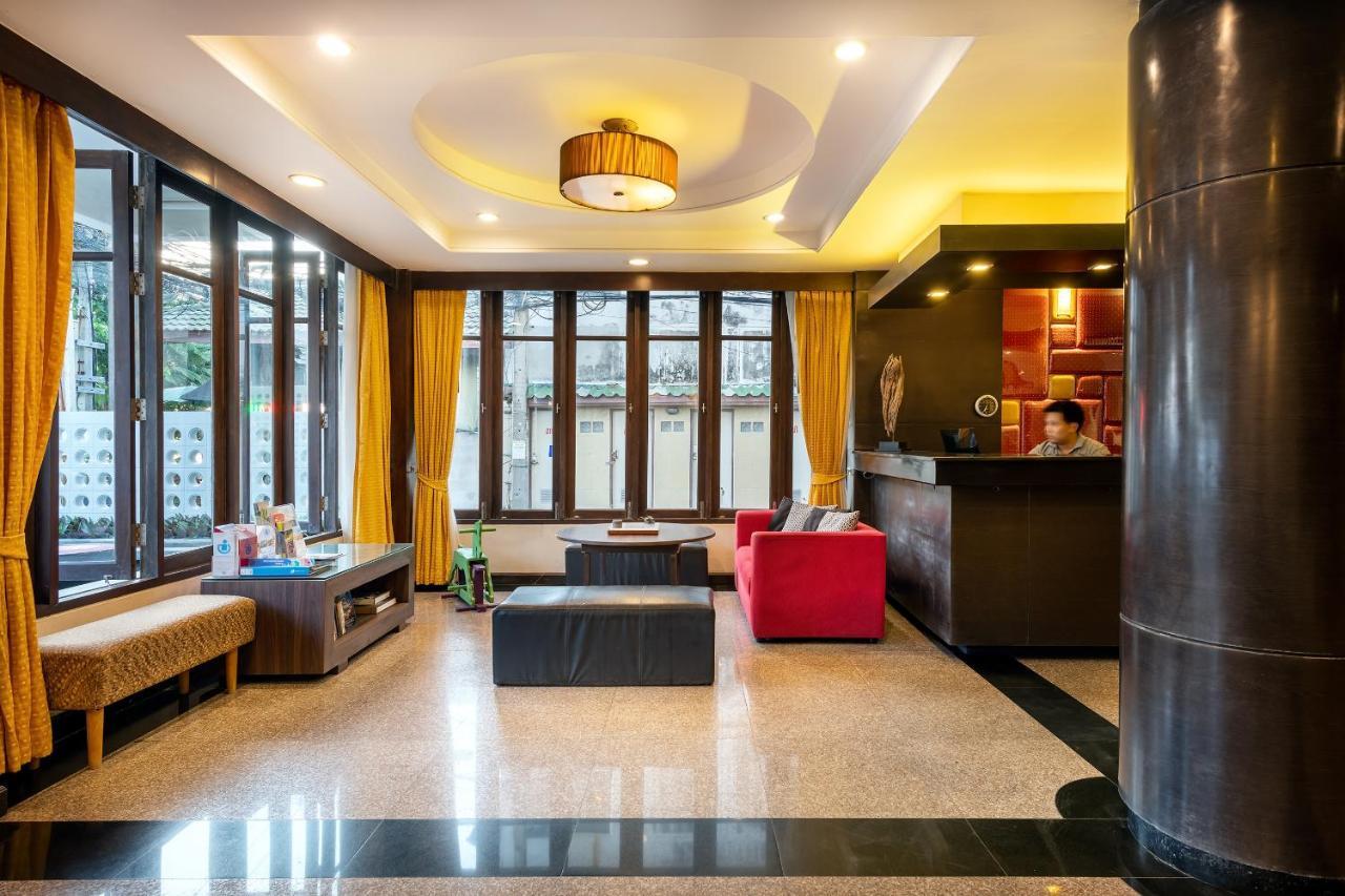 The Jomtien Twelve Hotel Exterior photo