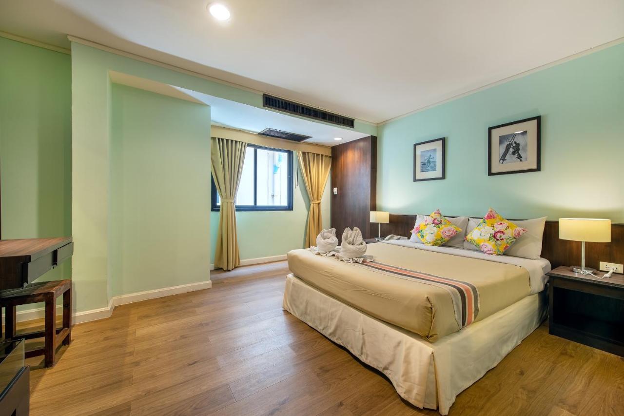 The Jomtien Twelve Hotel Exterior photo