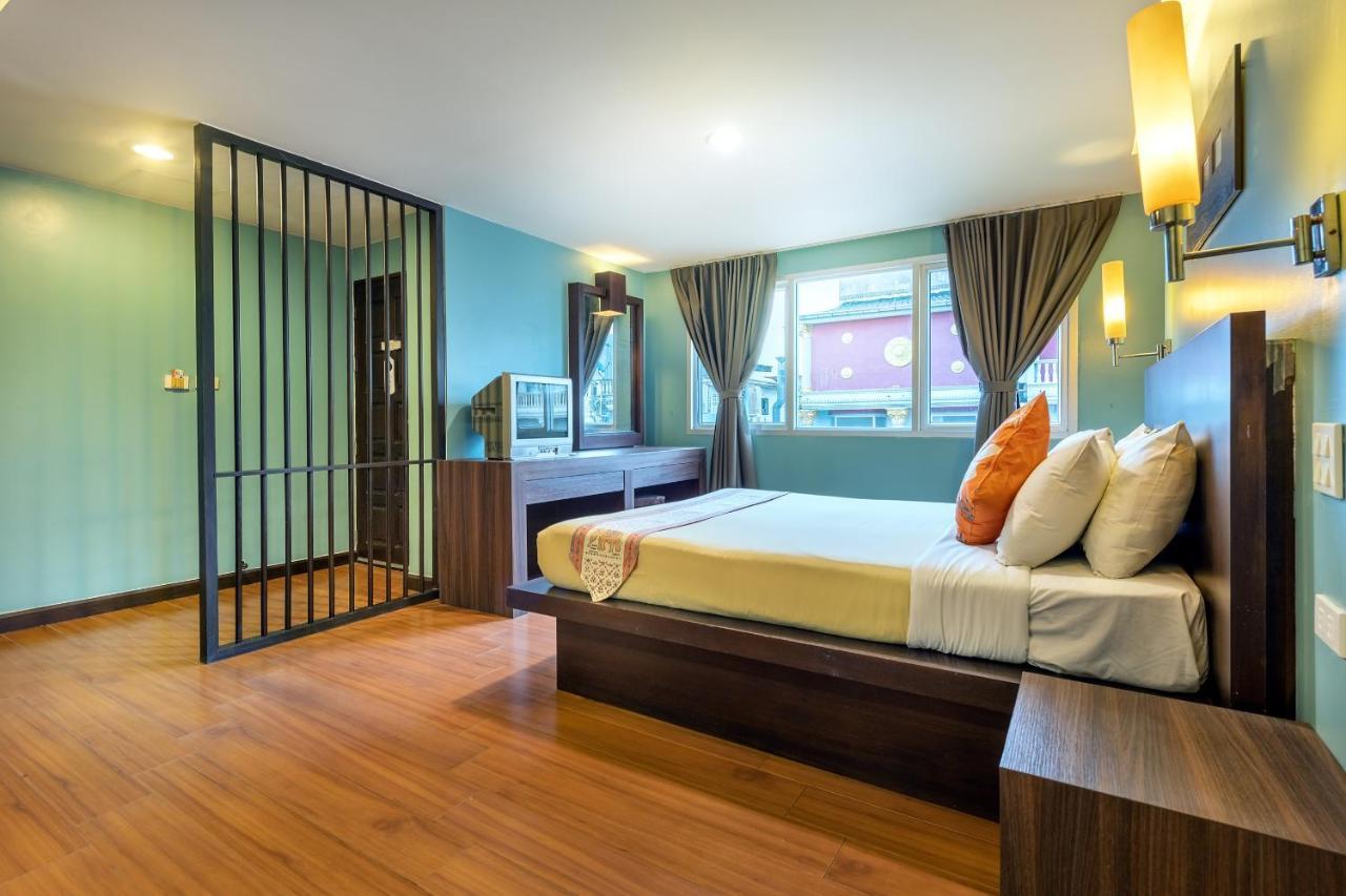 The Jomtien Twelve Hotel Exterior photo